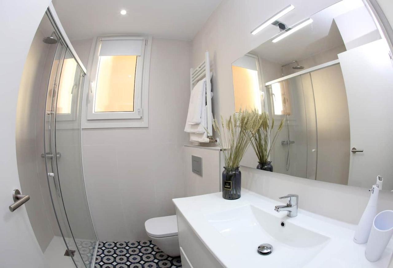 ビルバオPiso Reformado A 2 Min Del Casco Viejo Con Garaje Gratisアパートメント エクステリア 写真