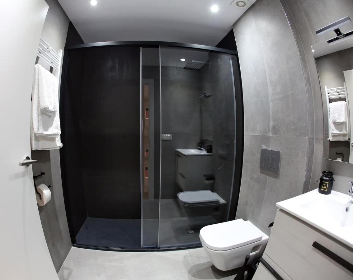 ビルバオPiso Reformado A 2 Min Del Casco Viejo Con Garaje Gratisアパートメント エクステリア 写真
