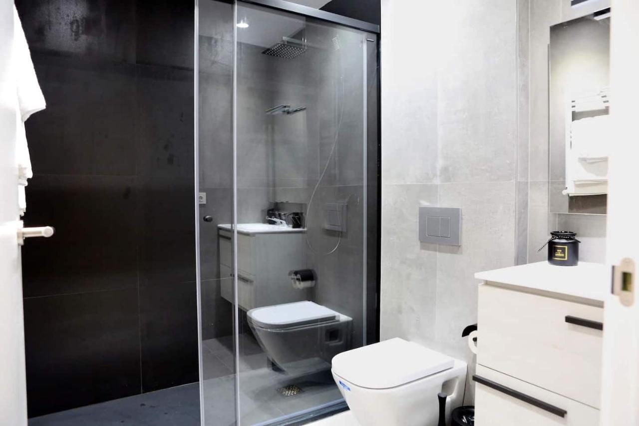 ビルバオPiso Reformado A 2 Min Del Casco Viejo Con Garaje Gratisアパートメント エクステリア 写真