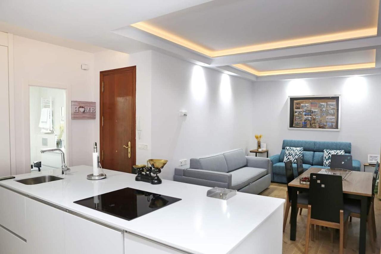 ビルバオPiso Reformado A 2 Min Del Casco Viejo Con Garaje Gratisアパートメント エクステリア 写真